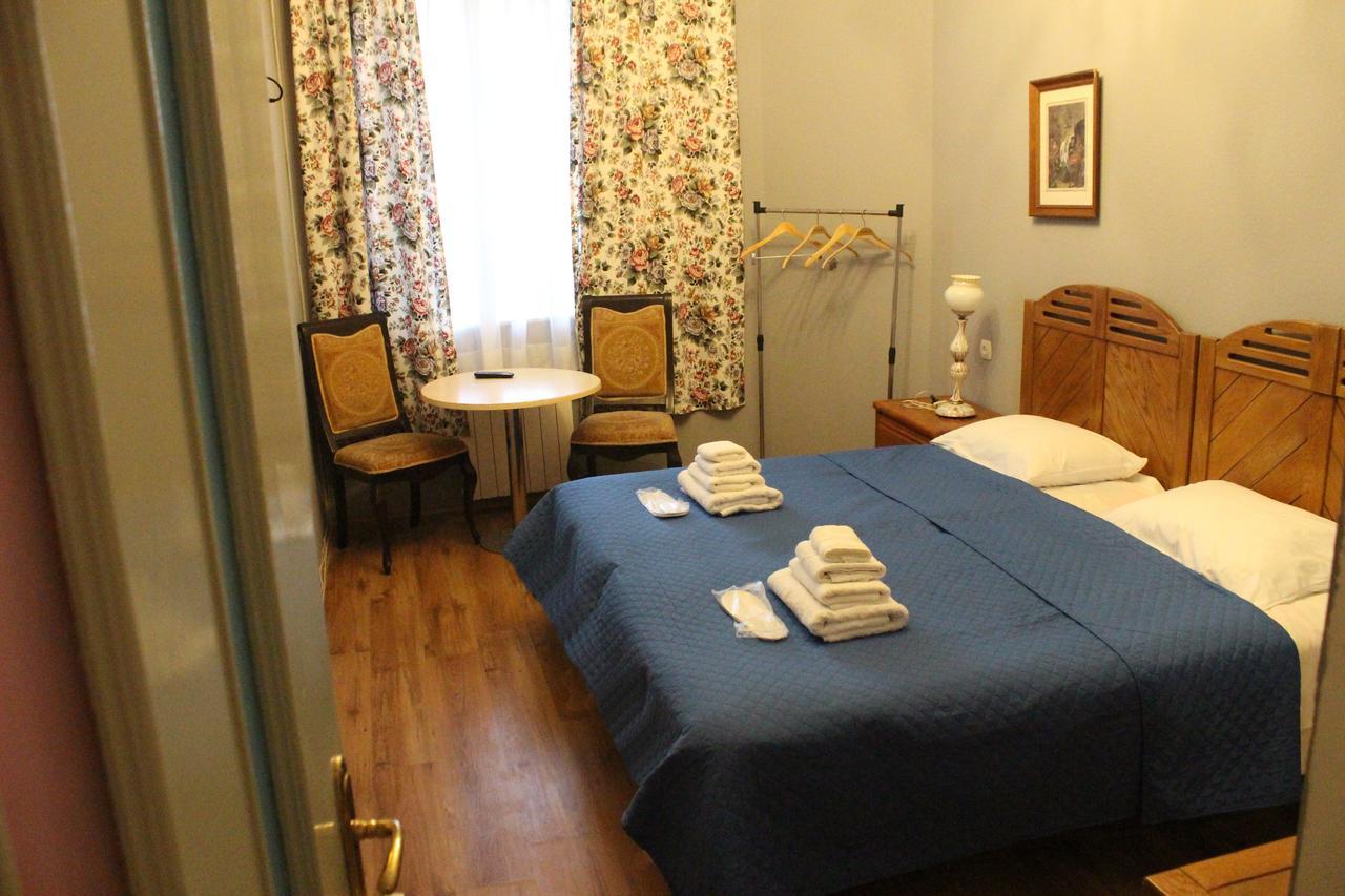 Хостел Tbilisioldhouse N52 Екстер'єр фото